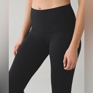 Lululemon Wunder Under  28” size 6